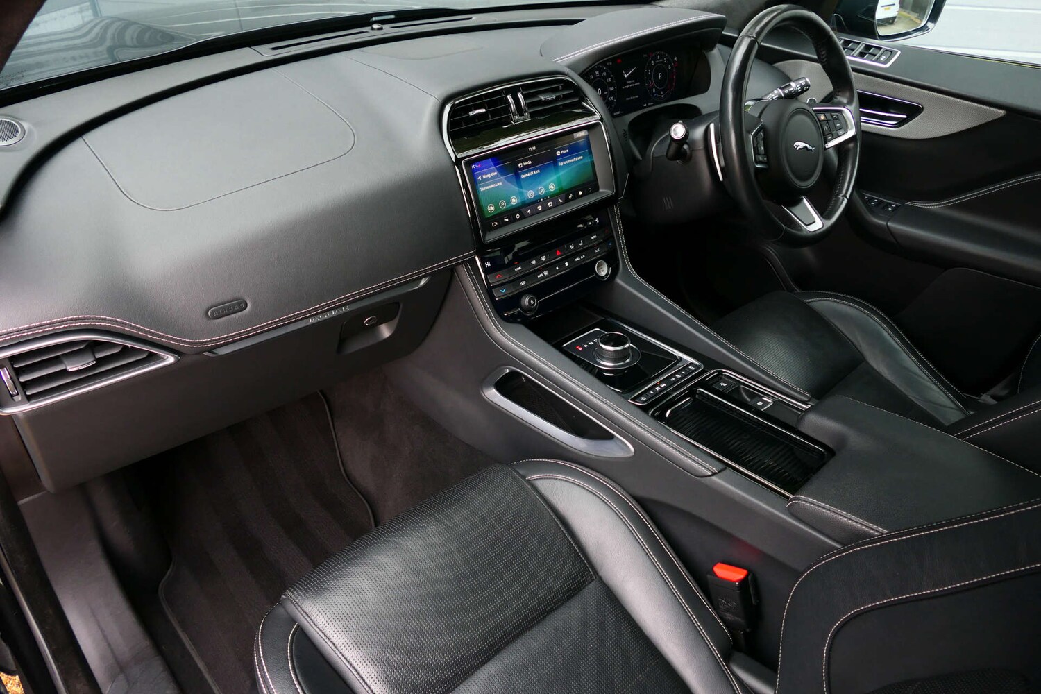 Used Jaguar F-Pace 2020 for sale - 77478274: Photo 6