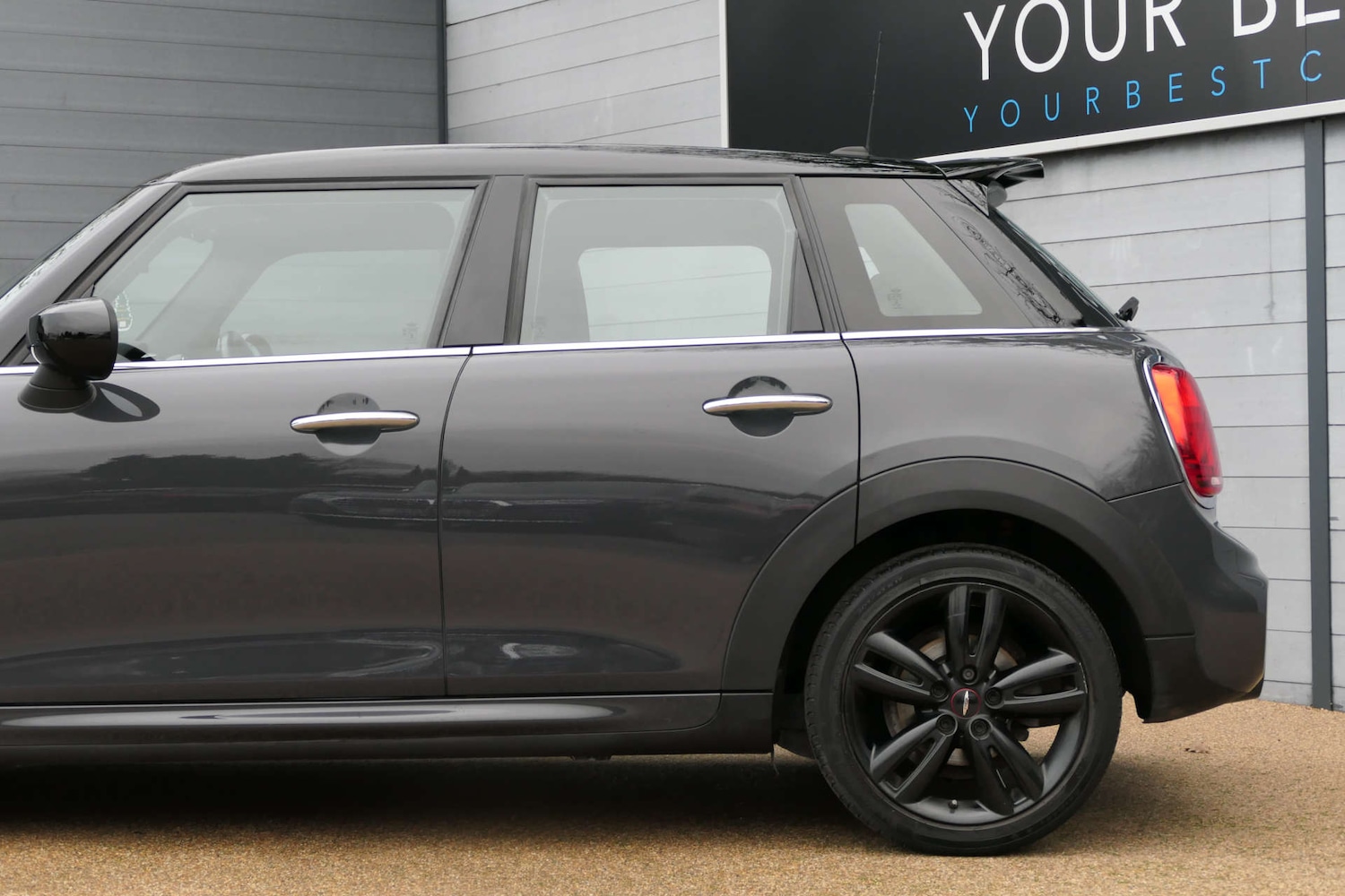 Used MINI Hatch 2019 for sale - 77038544: Photo 11