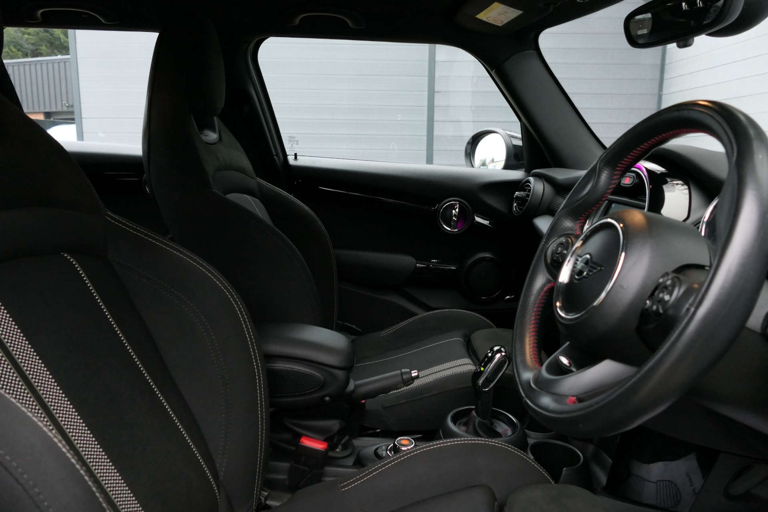 Used MINI Hatch 2019 for sale - 77038544: Photo 20