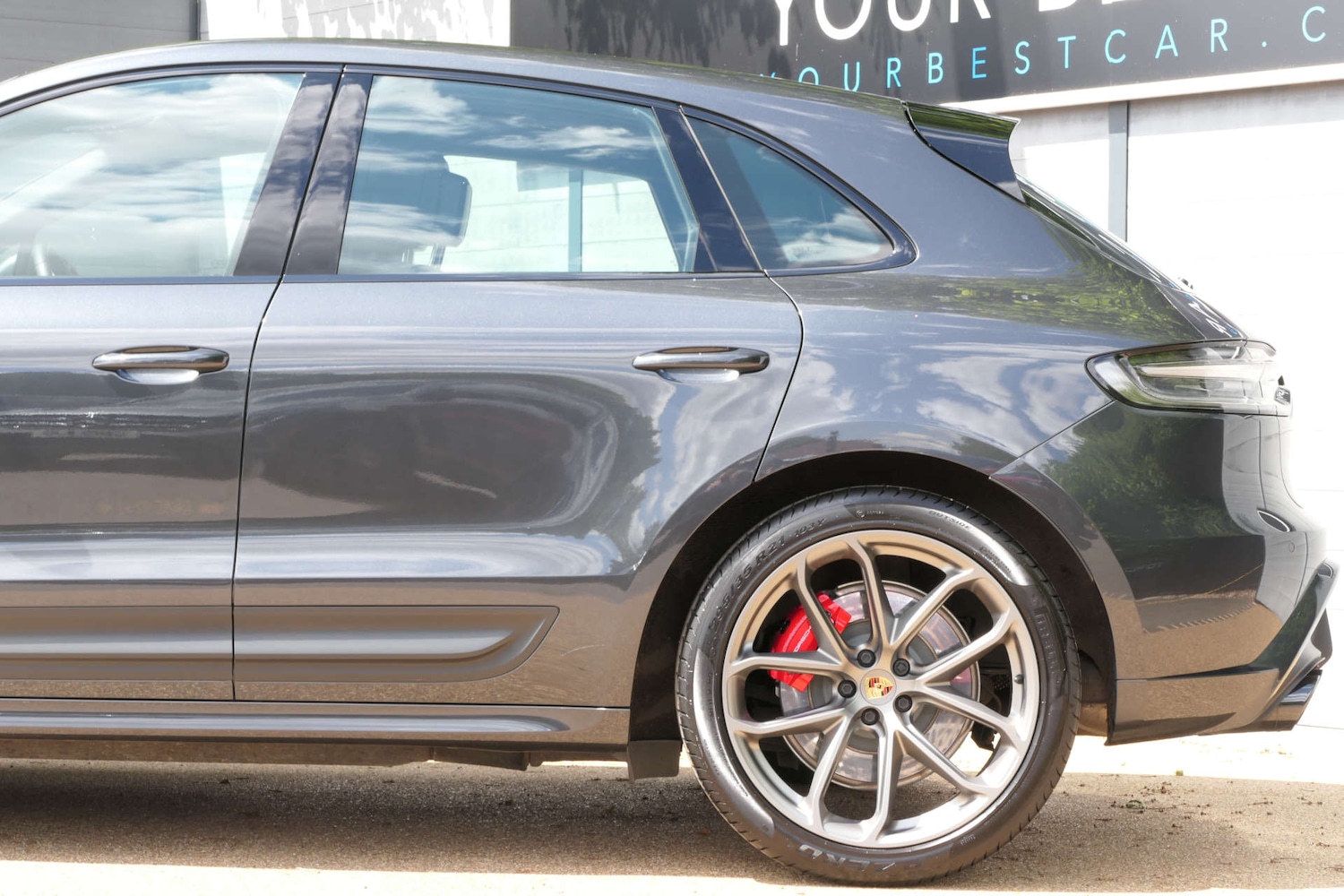 Used Porsche Macan 2022 for sale - 76611727: Photo 12