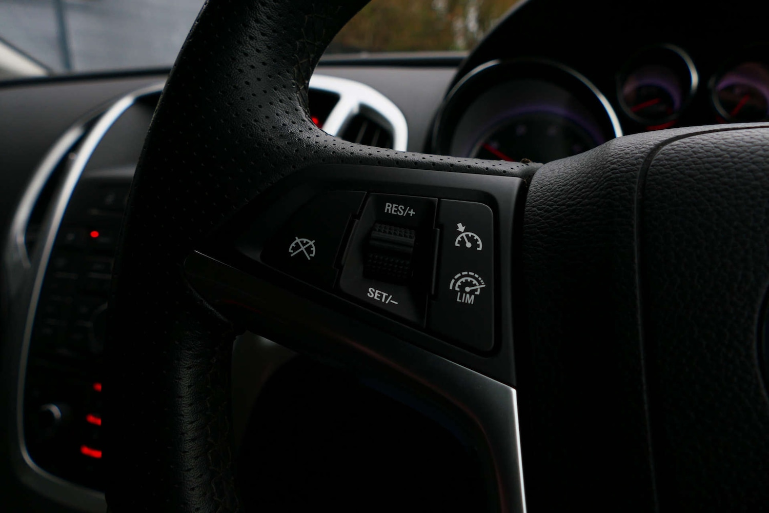 Used Vauxhall Astra 2015 for sale - 77478281: Photo 34