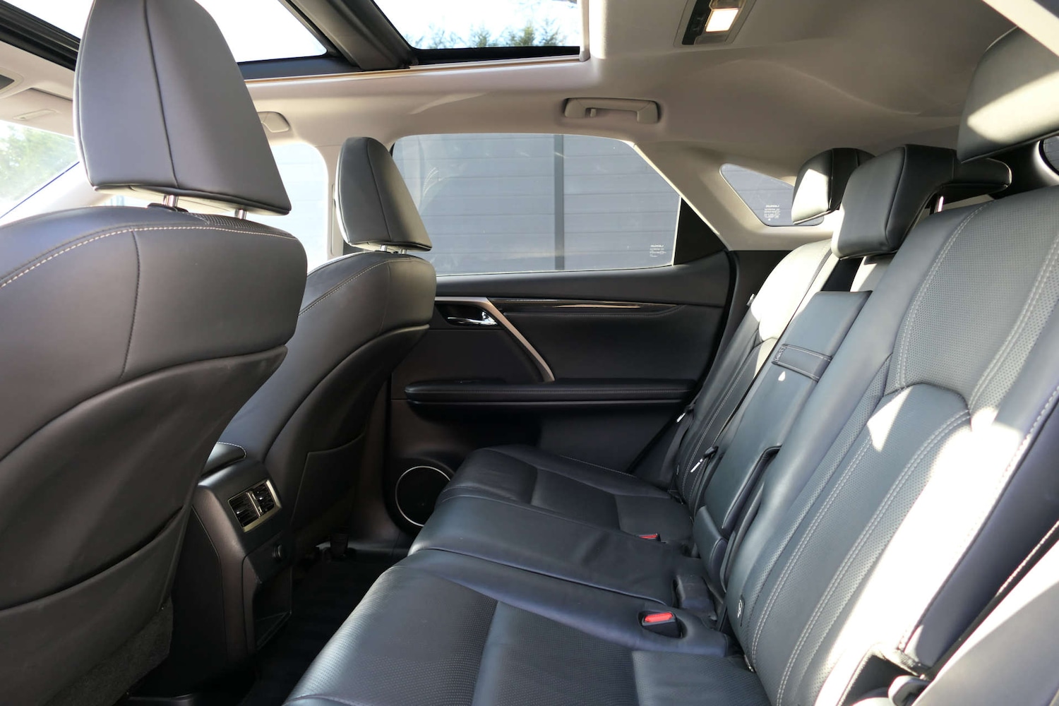 Used Lexus RX 2017 for sale - 76830186: Photo 41