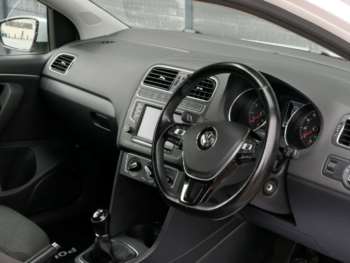 Used Volkswagen Polo 2016 for sale - 75330578: Photo