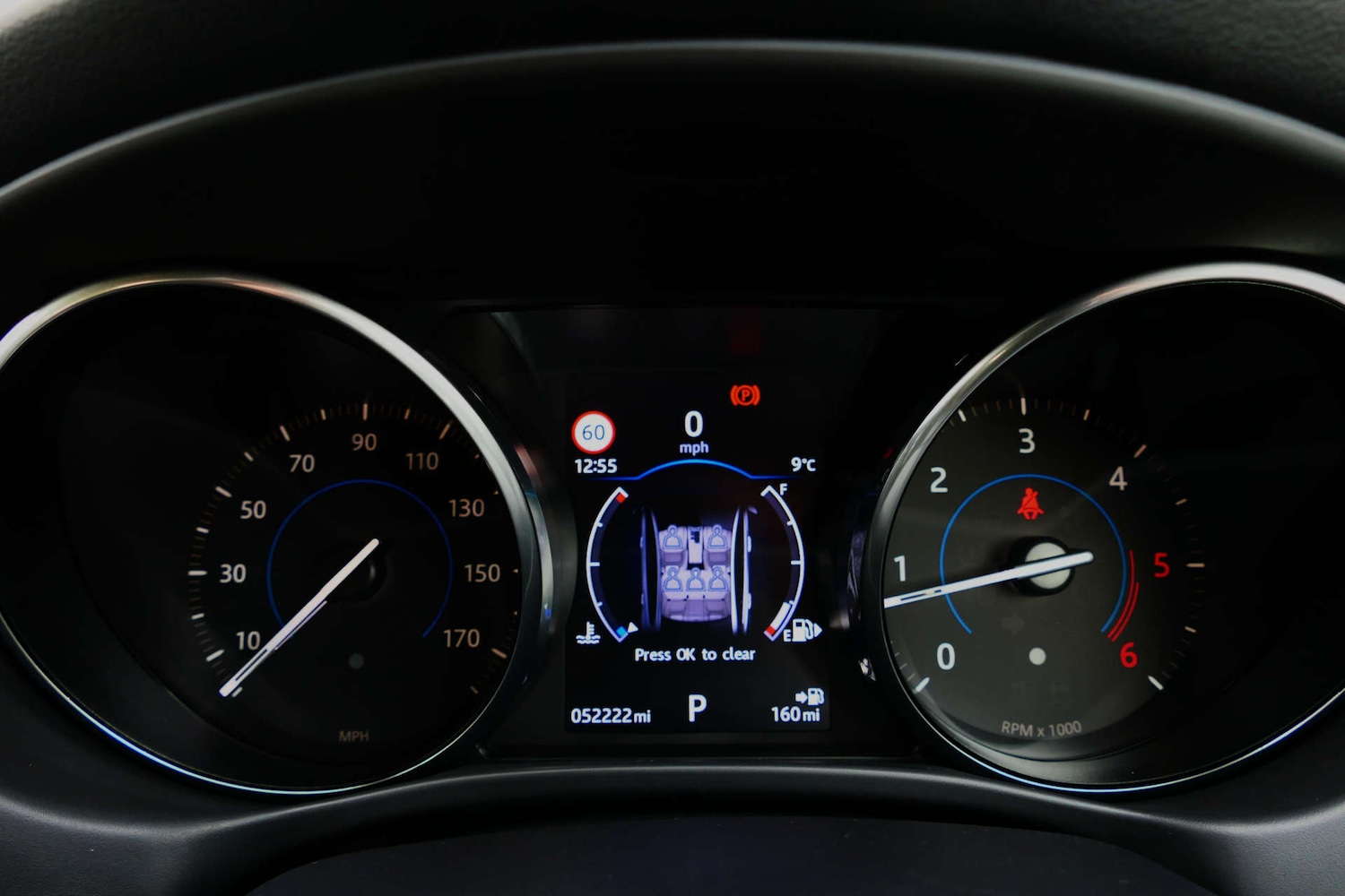 Used Jaguar XE 2017 for sale - 77584817: Photo 23