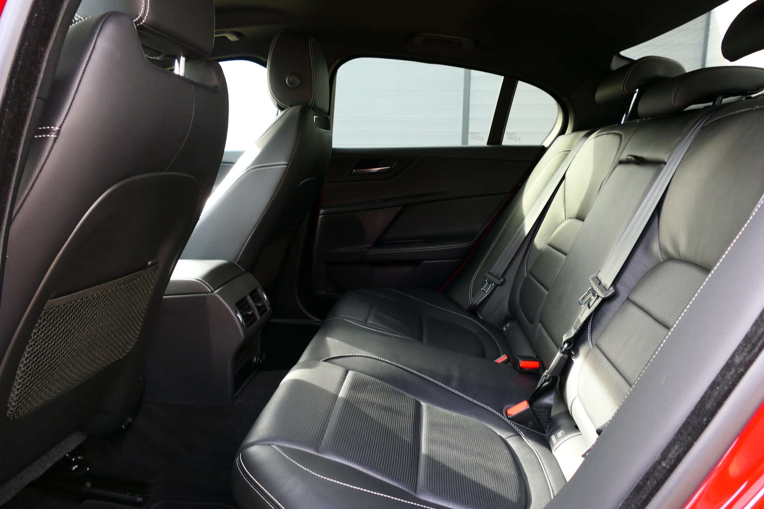 Used Jaguar XE 2017 for sale - 77584817: Photo 26