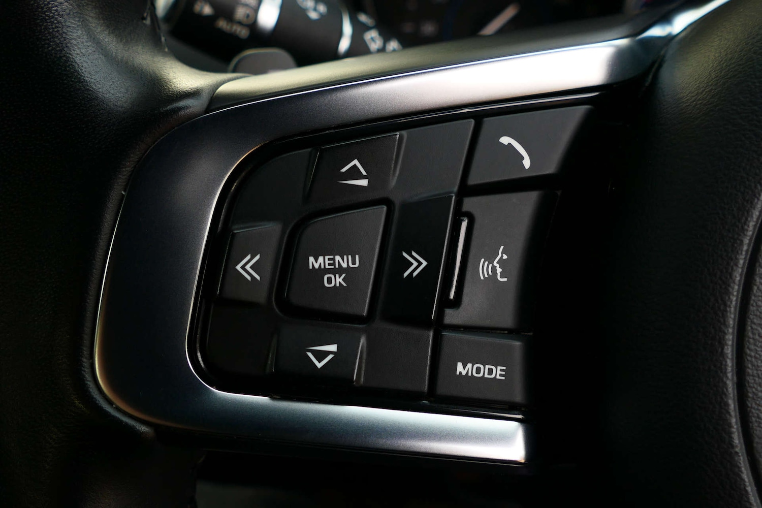 Used Jaguar XE 2017 for sale - 77584817: Photo 38