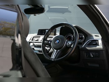 Used BMW 2 Series 2018 for sale - 75613810: Photo