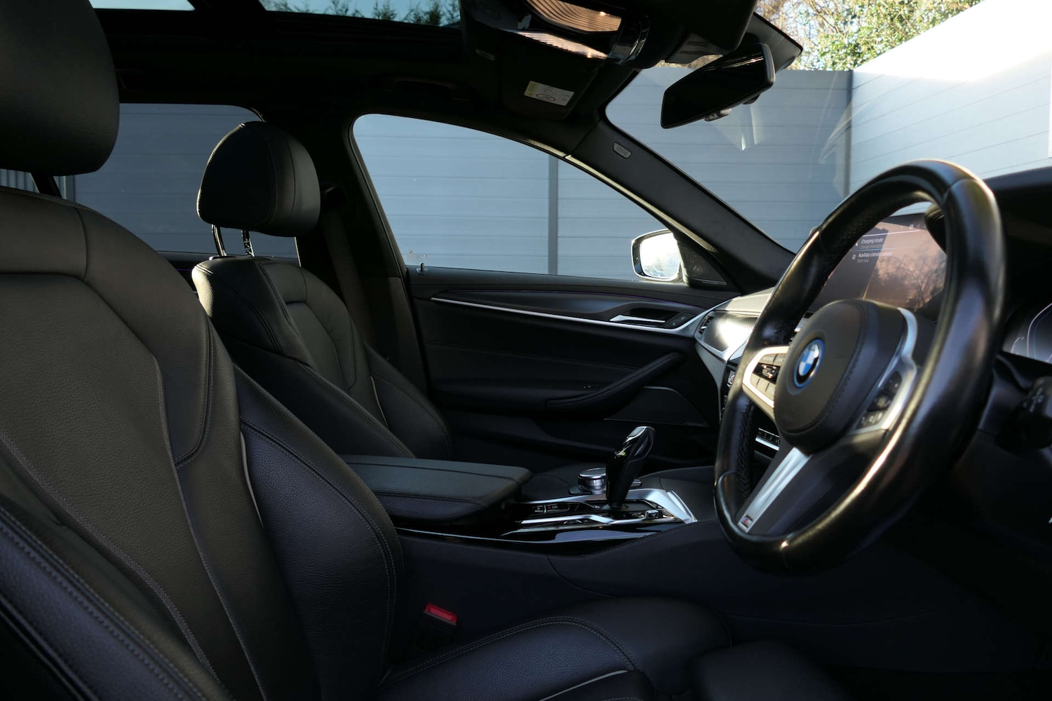 Used BMW 5 Series 2023 for sale - 76940178: Photo 19