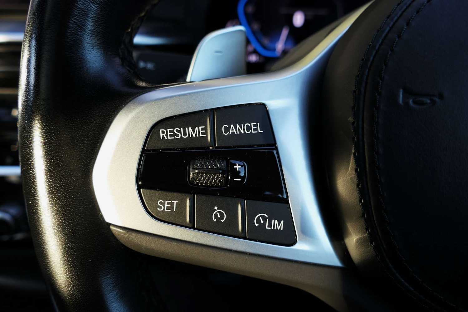 Used BMW 5 Series 2023 for sale - 76940178: Photo 40