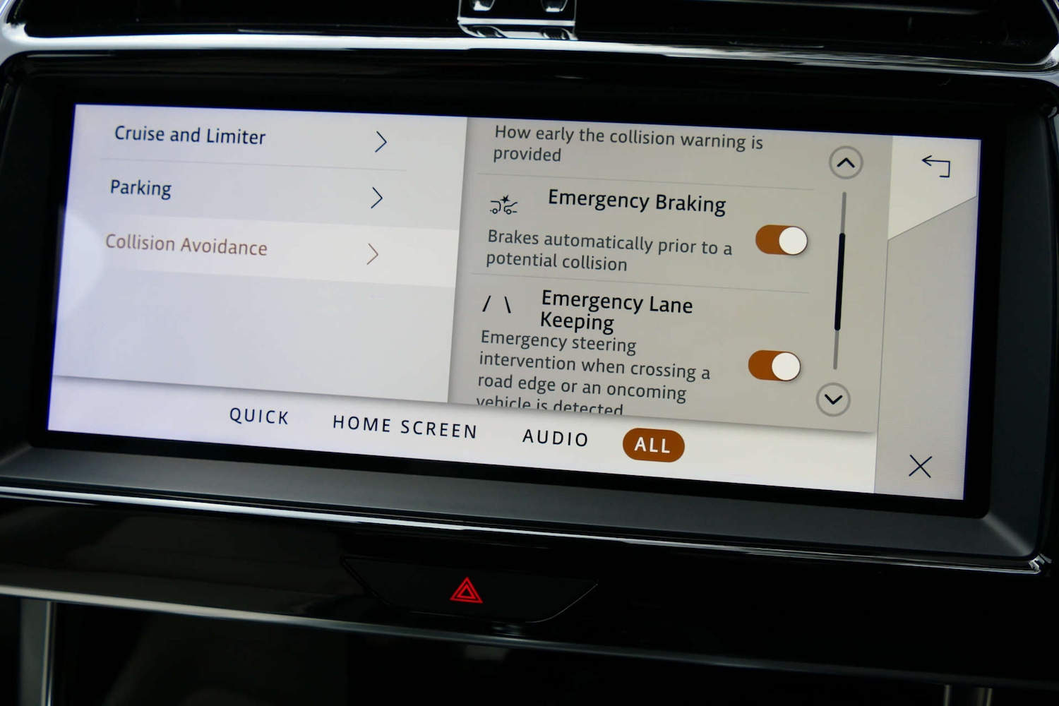 Used Jaguar XE 2021 for sale - 77301697: Photo 41