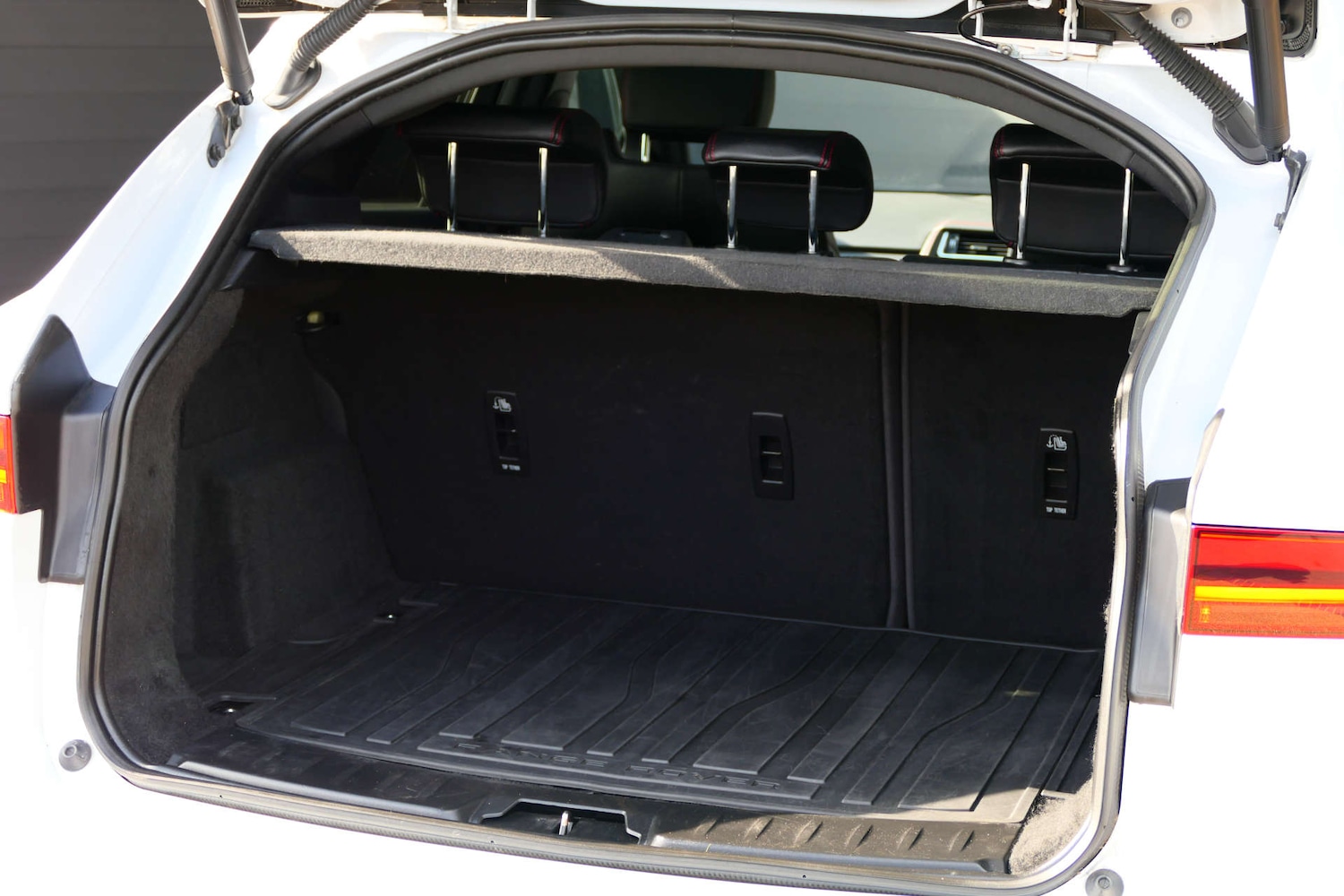 Used Jaguar E-Pace 2020 for sale - 78139641: Photo 18