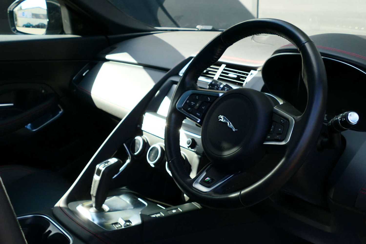 Used Jaguar E-Pace 2020 for sale - 78139641: Photo 41