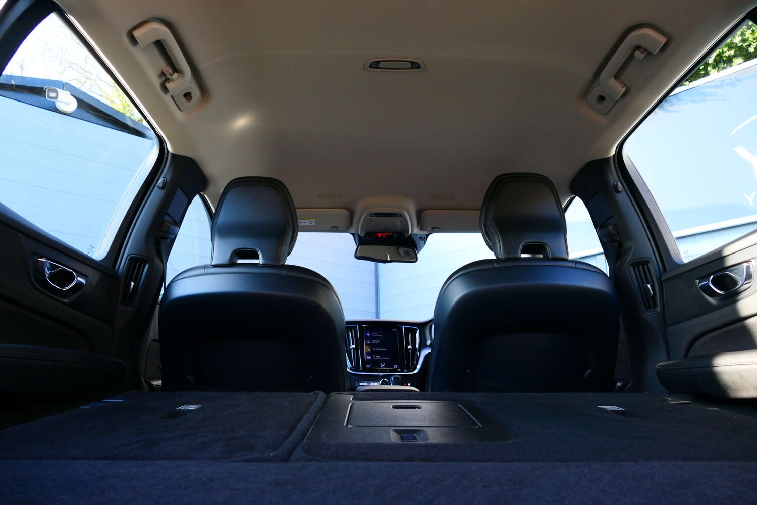 Used Volvo V60 2018 for sale - 77452506: Photo 21