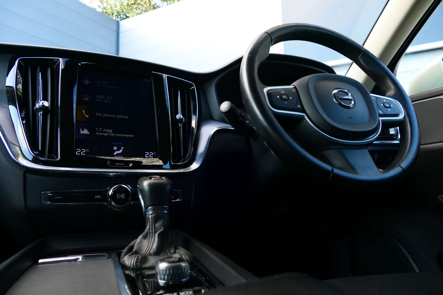 Used Volvo V60 2018 for sale - 77452506: Photo 25