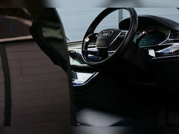 Used Audi A8 2019 for sale - 78134675: Photo