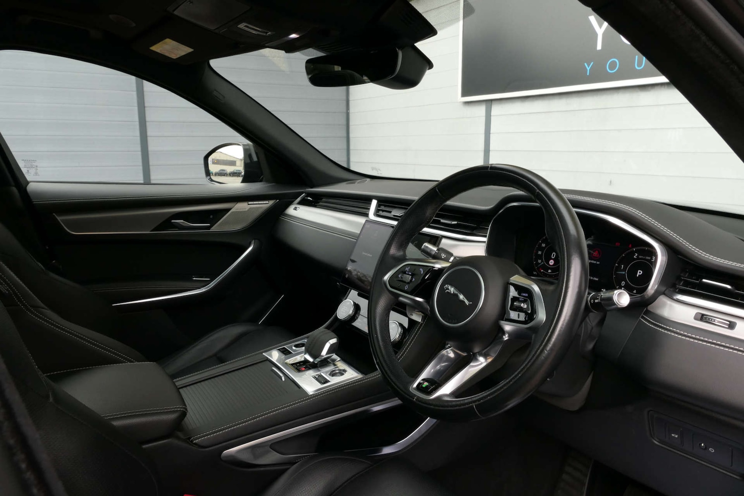 Used Jaguar F-Pace 2021 for sale - 76616667: Photo 21