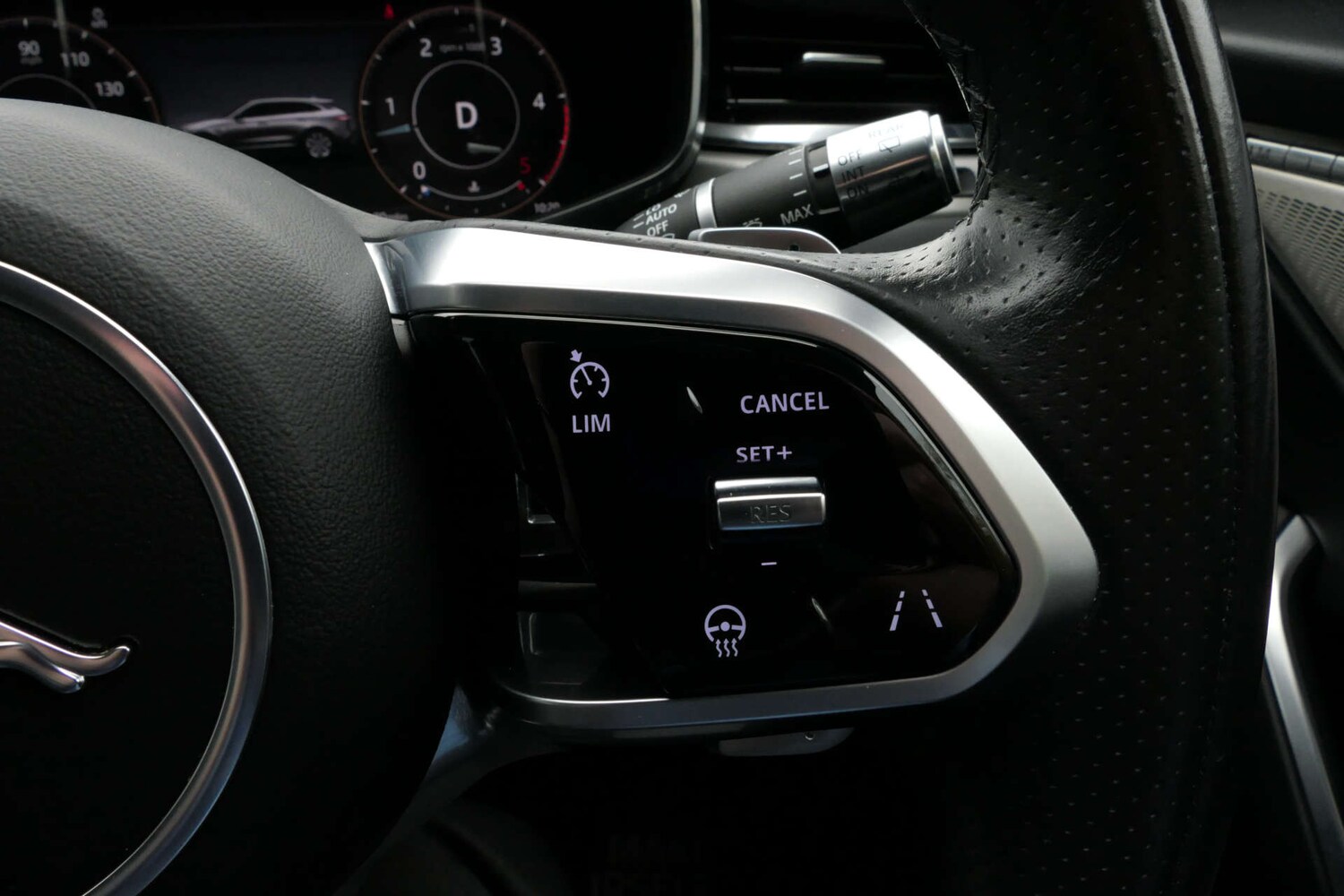 Used Jaguar F-Pace 2021 for sale - 76616667: Photo 39