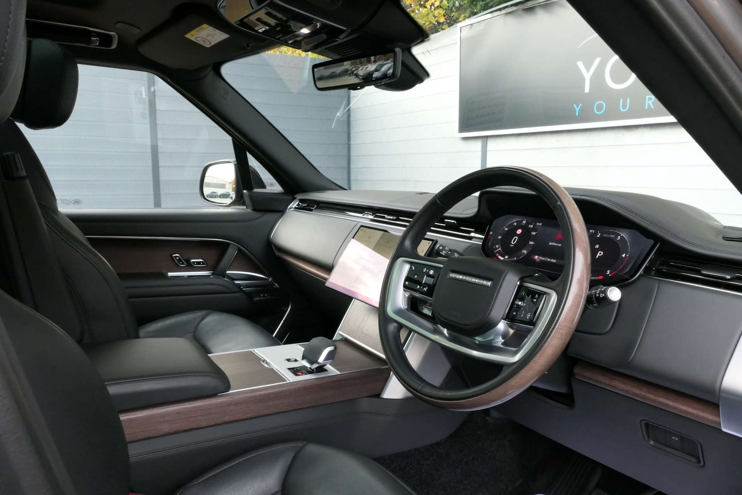 Used Land Rover Range Rover 2024 for sale - 76611767: Photo 26