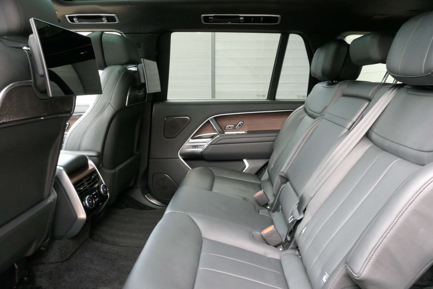 Used Land Rover Range Rover 2024 for sale - 76611767: Photo 46