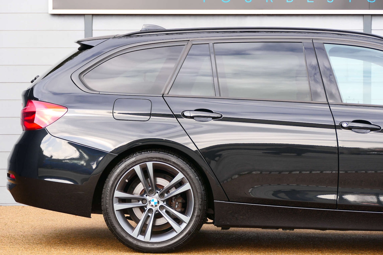 Used BMW 3 Series 2016 for sale - 77395377: Photo 9