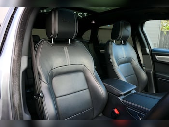 Used Jaguar F-Pace 2022 for sale - 78139639: Photo