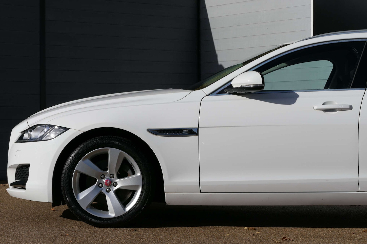 Used Jaguar XF 2020 for sale - 76616671: Photo 11