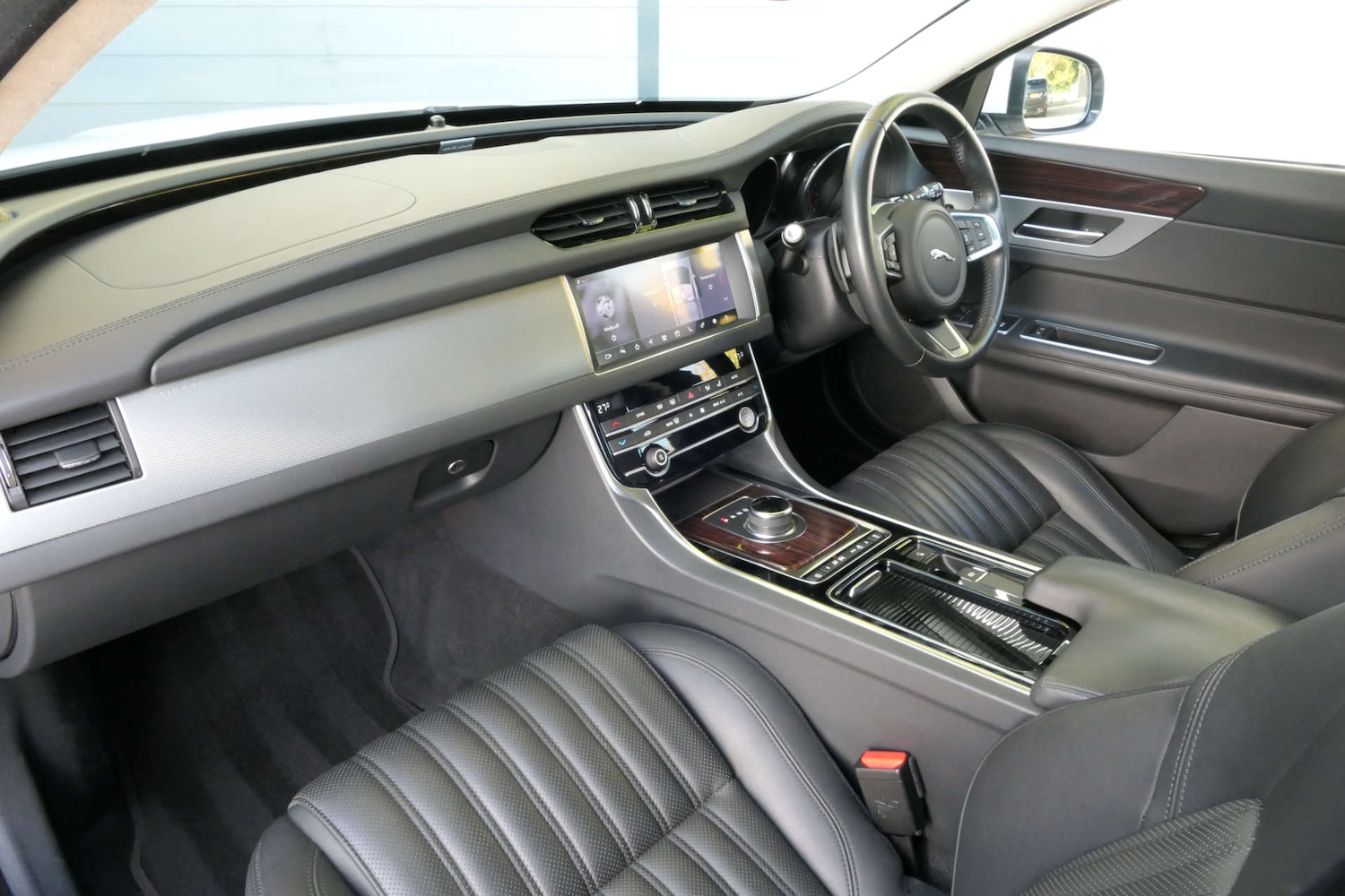 Used Jaguar XF 2020 for sale - 76616671: Photo 23