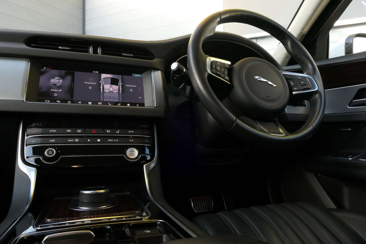 Used Jaguar XF 2020 for sale - 76616671: Photo 29