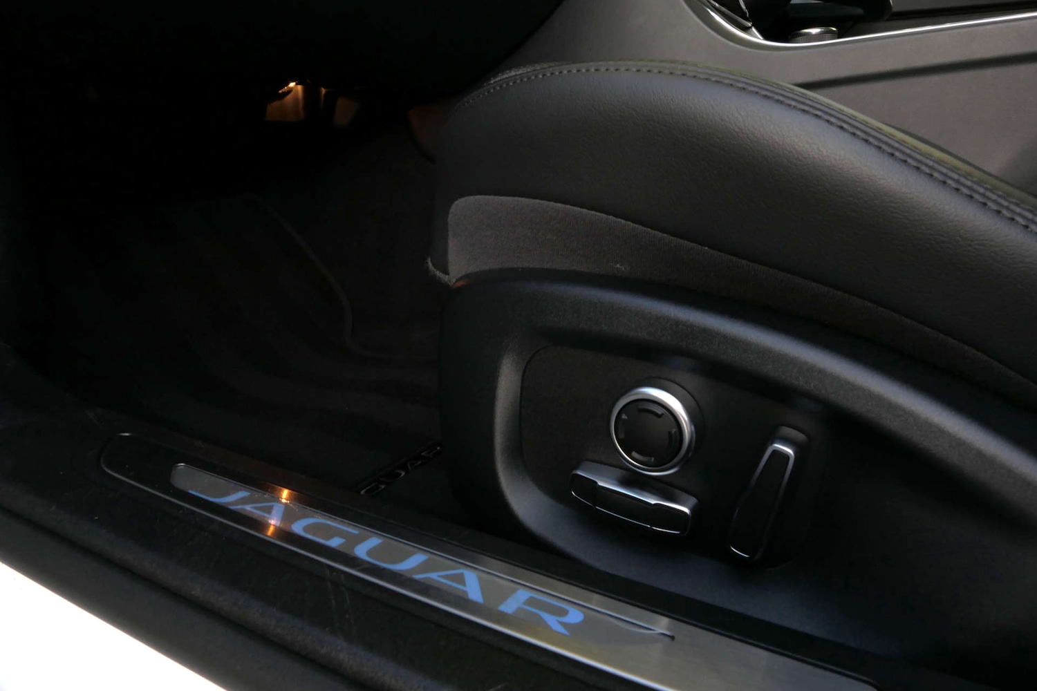 Used Jaguar XF 2020 for sale - 76616671: Photo 5