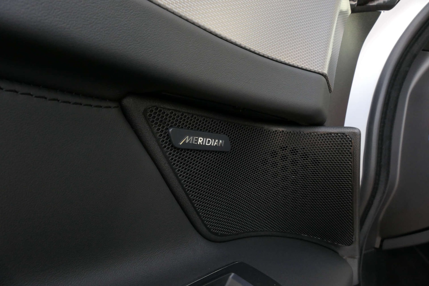 Used Jaguar XF 2020 for sale - 76616671: Photo 7