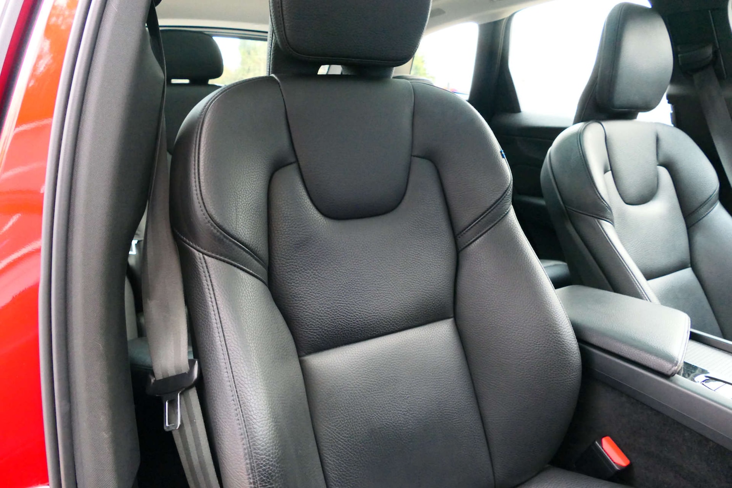 Used Volvo XC60 2021 for sale - 77201569: Photo 5