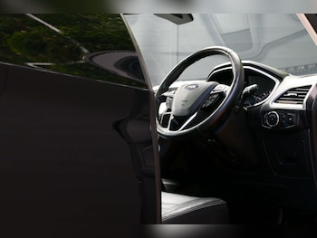 Used Ford Galaxy 2016 for sale - 79038772: Photo