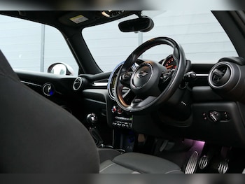 Used MINI Hatch 2015 for sale - 77033663: Photo