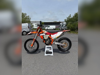 Used KTM EXC-F250 6 DAYS ROAD LEGAL 114HRS undefined for sale - bike-78673421: Photo