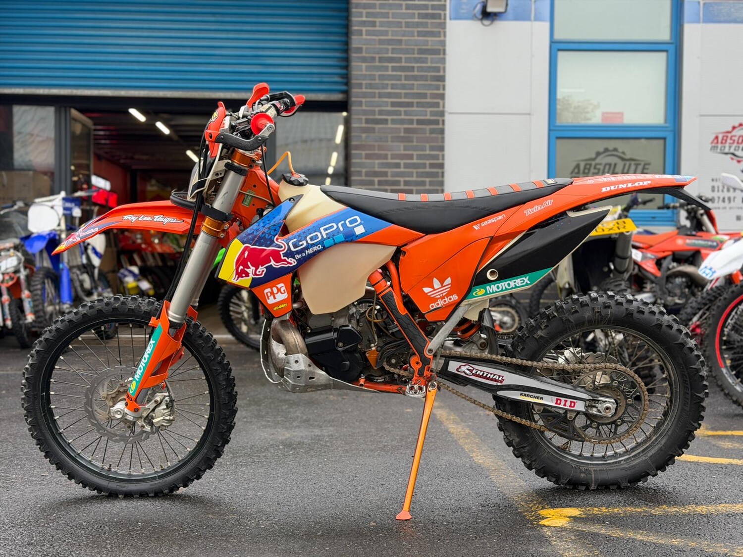 Used KTM 2015 KTM EXC300 FACTORY EDITION ROAD LEGAL for sale - 78661127: Photo 2
