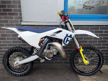 2021 - 1.0 VVT-i X-Play TSS 5dr x-shift