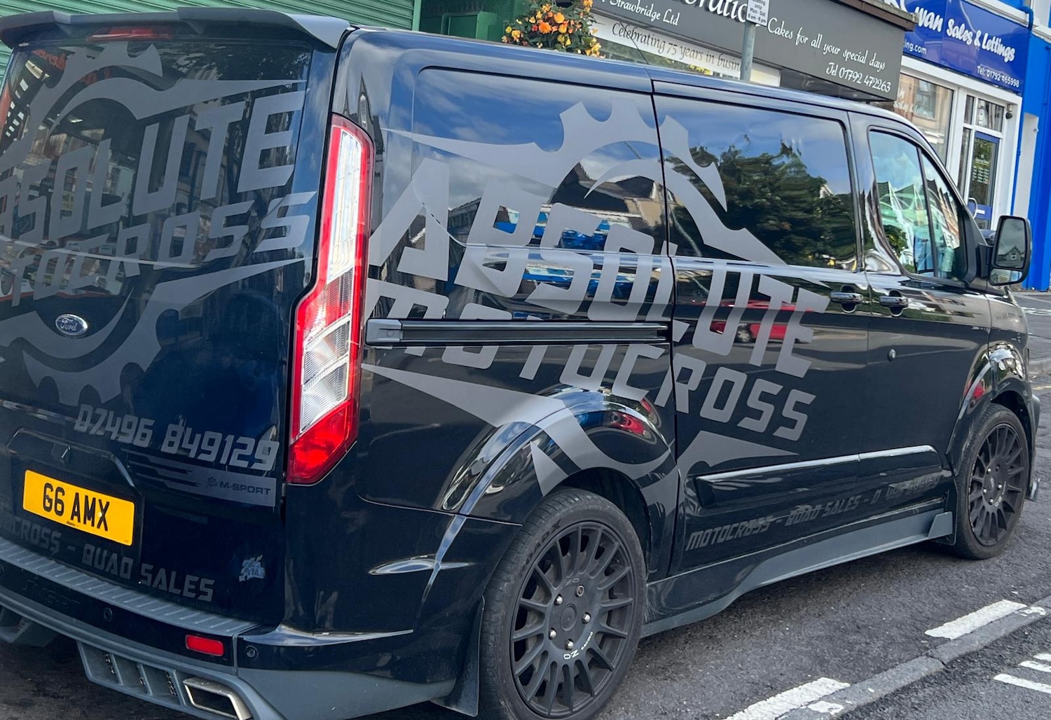 Ford TRANSIT GENUINE M SPORT