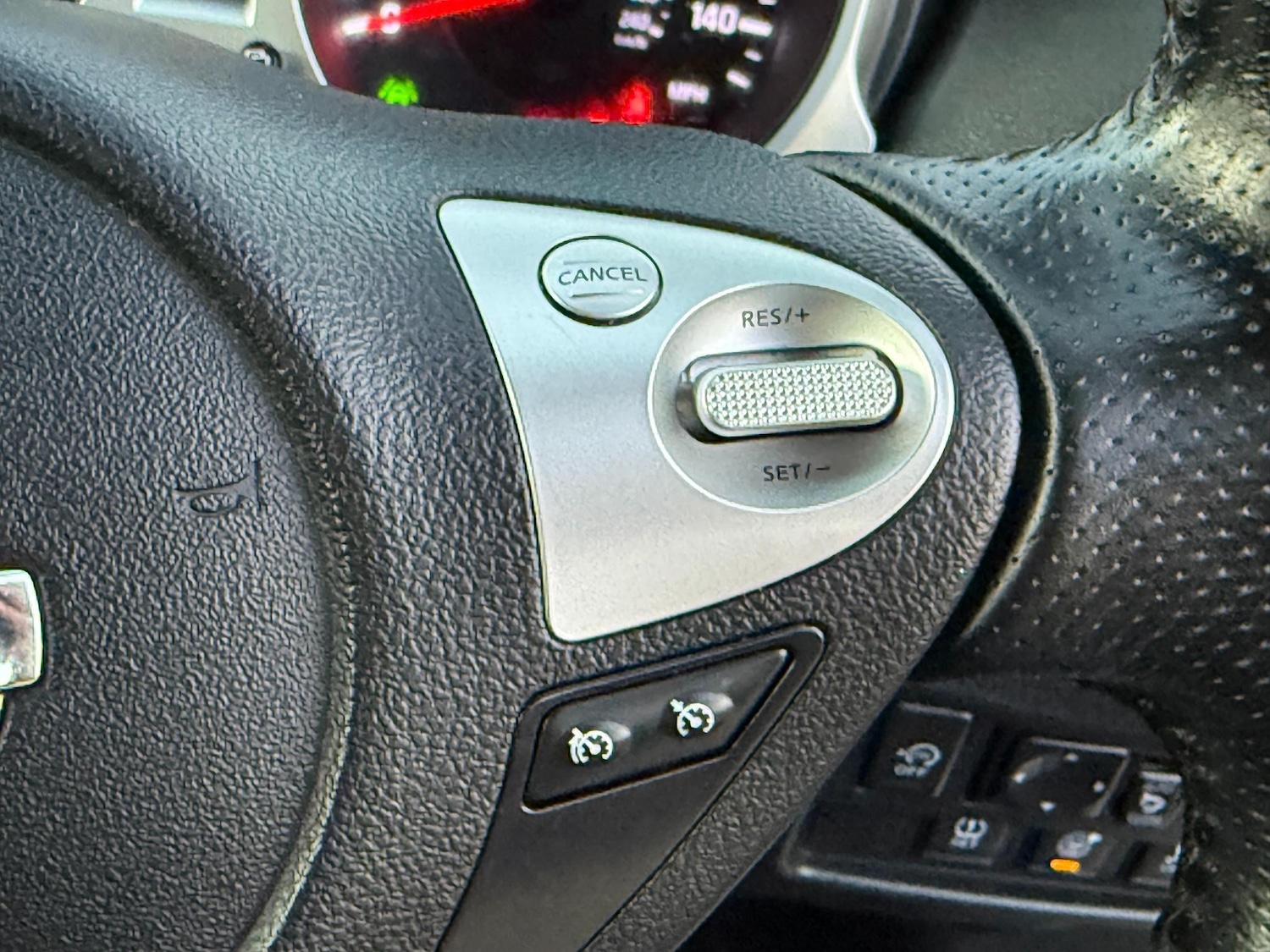 Used Nissan Juke 2014 for sale - 77101824: Photo 17