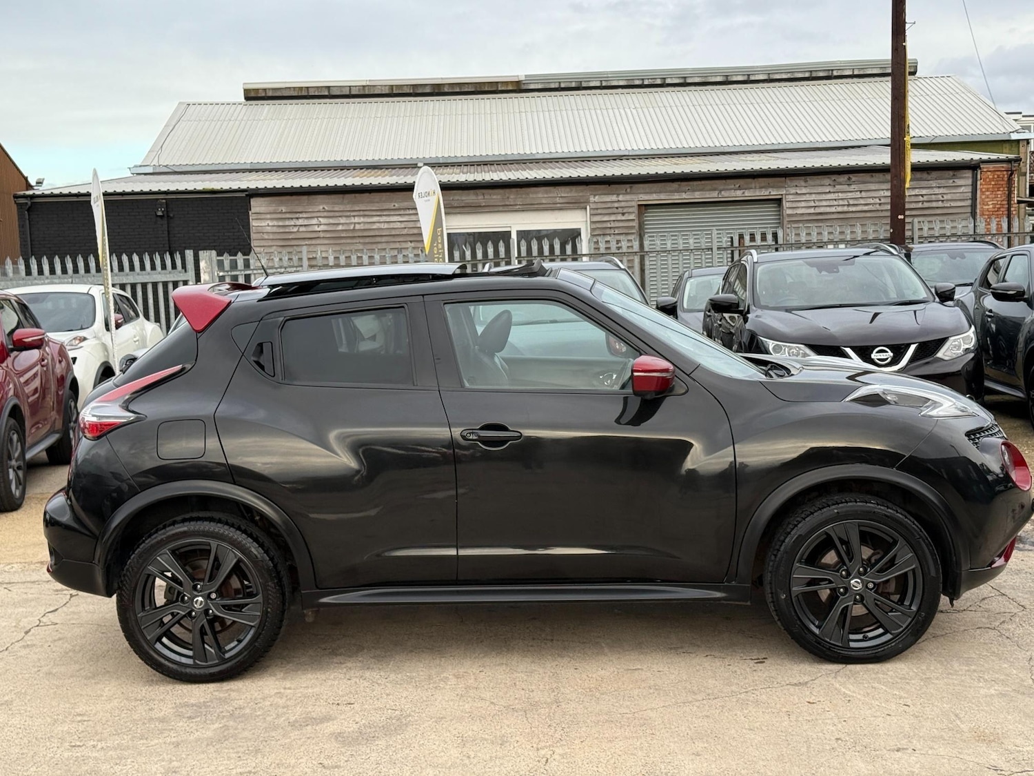 Used Nissan Juke 2017 for sale - 76521849: Photo 32