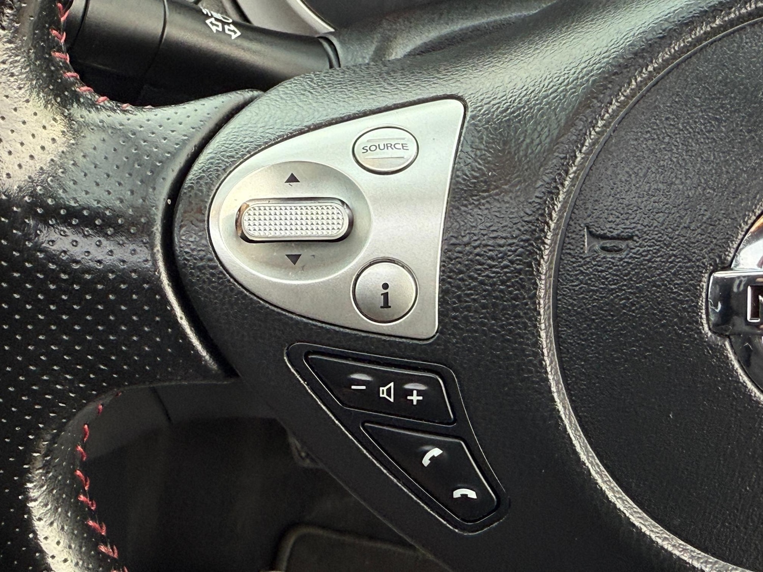 Used Nissan Juke 2017 for sale - 76521849: Photo 42