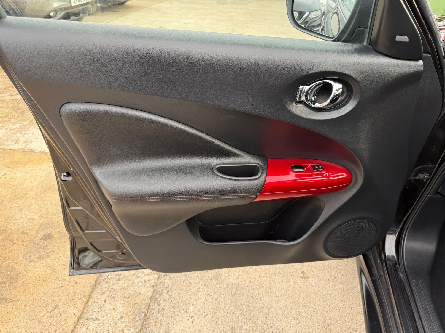 Used Nissan Juke 2017 for sale - 76521849: Photo 43