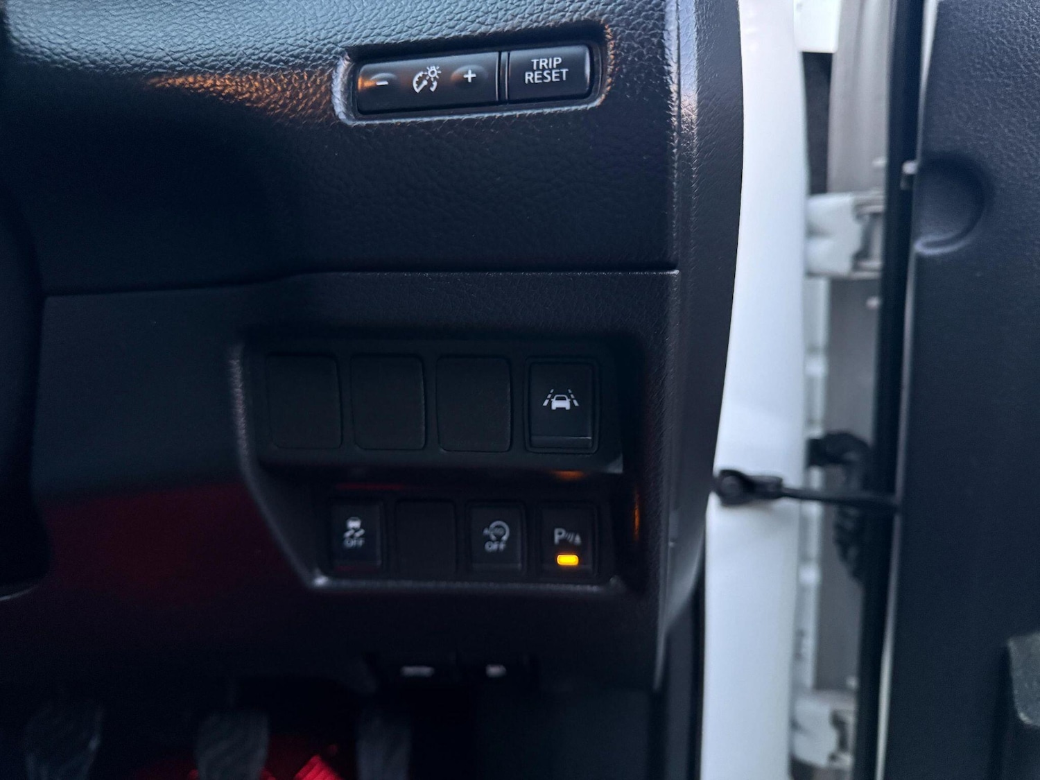 Used Nissan Qashqai 2016 for sale - 77101993: Photo 14