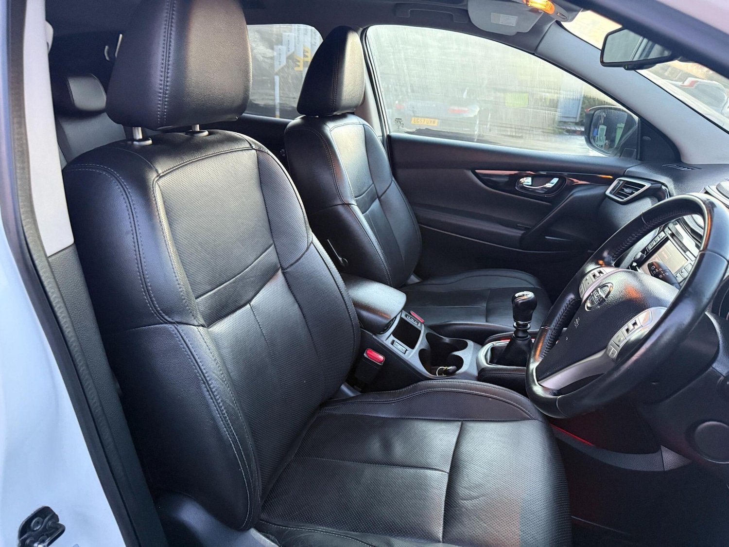 Used Nissan Qashqai 2016 for sale - 77101993: Photo 17