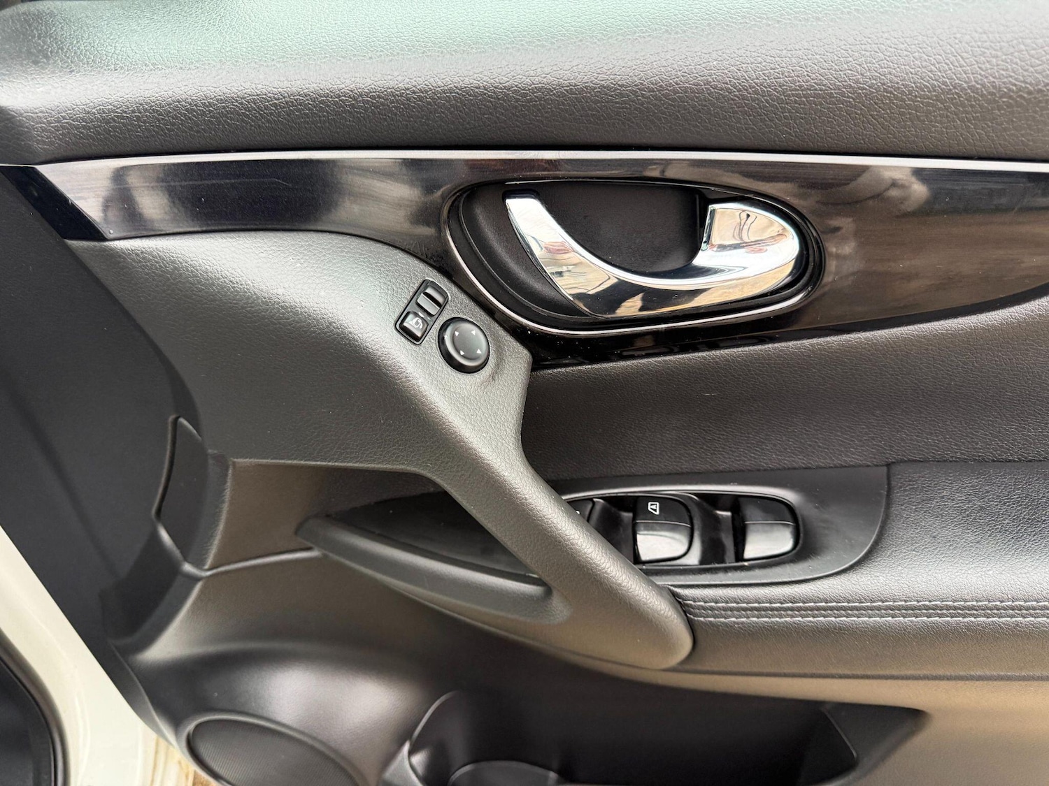 Used Nissan Qashqai 2016 for sale - 77101940: Photo 20