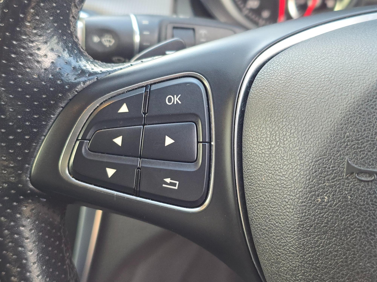 Used Mercedes-Benz GLA 2018 for sale - 77101749: Photo 62