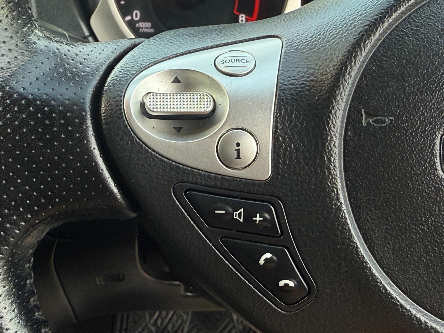 Used Nissan Juke 2015 for sale - 76620576: Photo 17