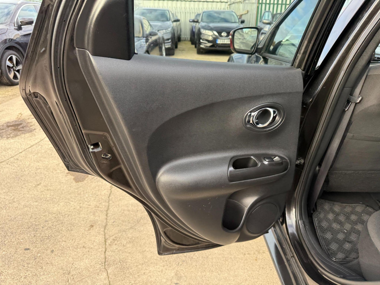 Used Nissan Juke 2015 for sale - 76620576: Photo 40