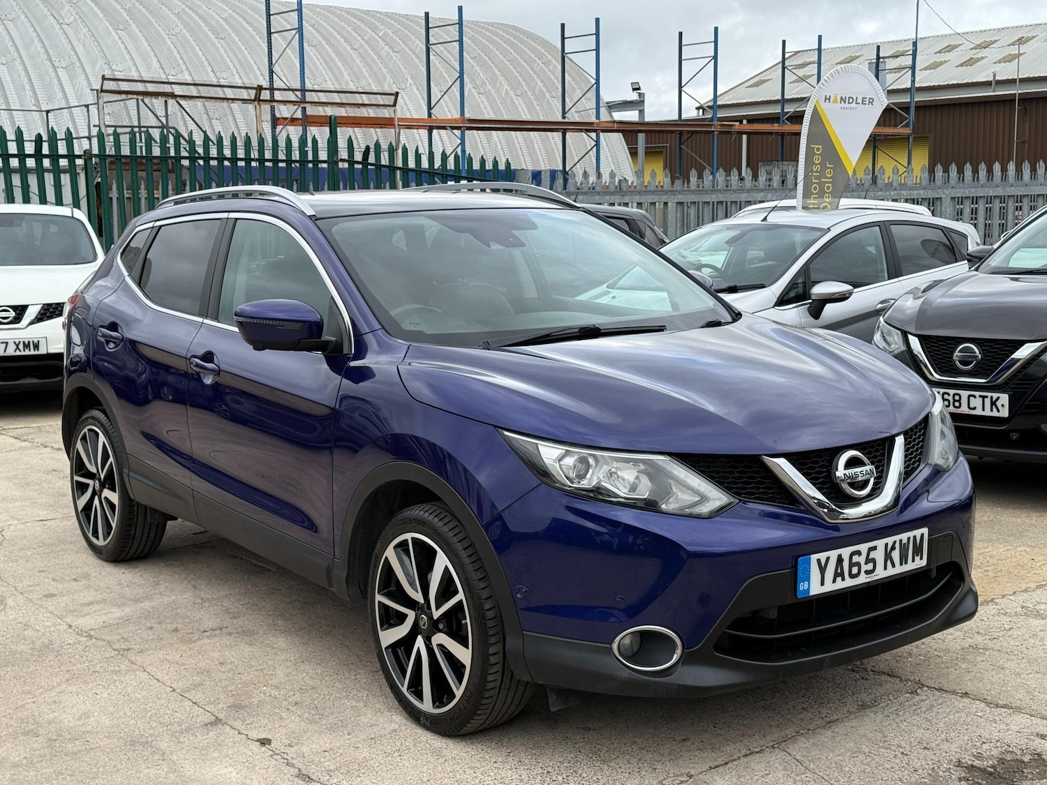 Used Nissan Qashqai 2015 for sale - 77101726: Photo 15