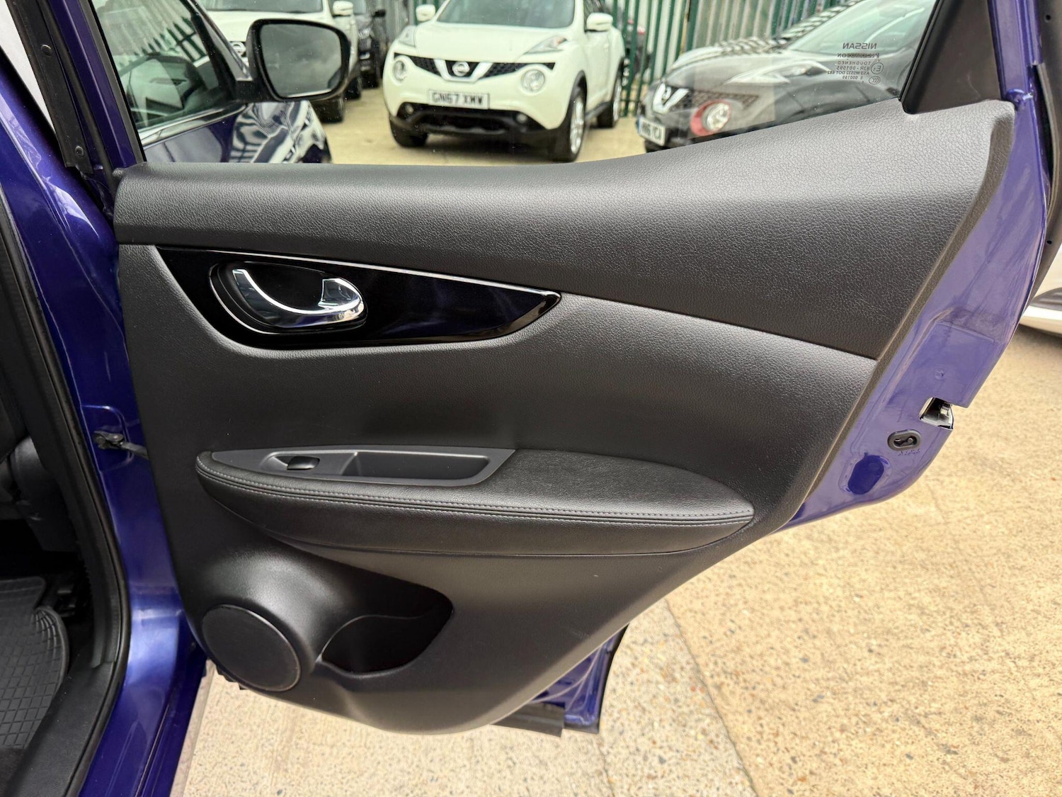 Used Nissan Qashqai 2015 for sale - 77101726: Photo 44