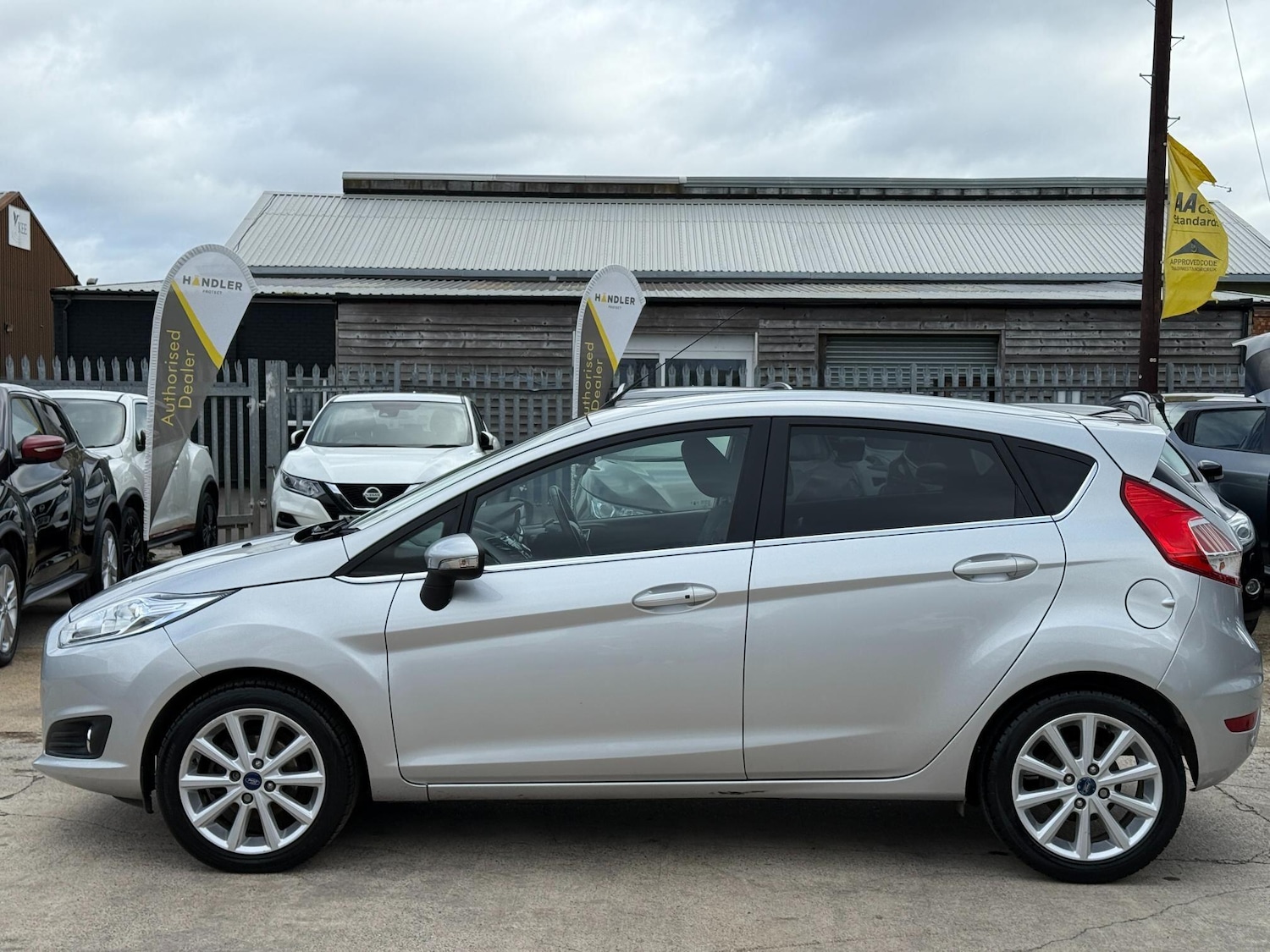 Used Ford Fiesta 2015 for sale - 76514506: Photo 28